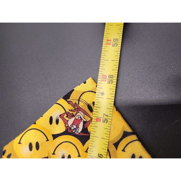 Tazmanian Devil Necktie Looney Toons Smiley Faces 4x58" - Picture 8 of 8
